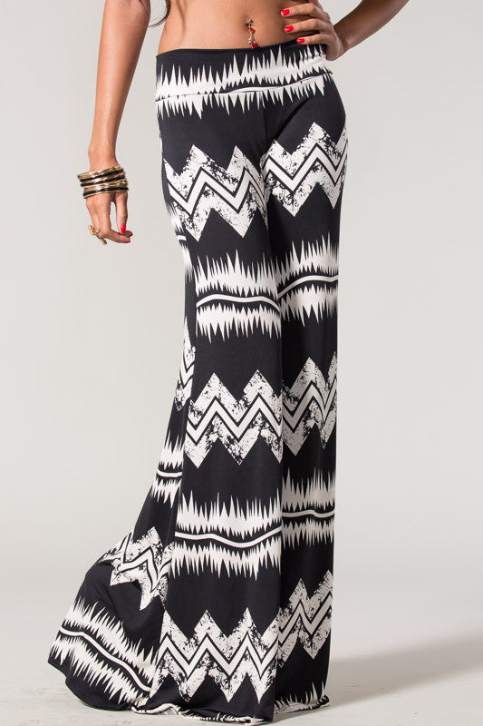 Fashionably Desired Print Bottoms-Black