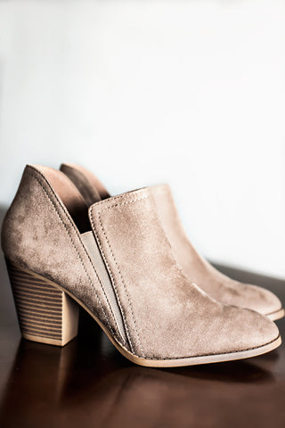 Alana Ankle Boots- Taupe