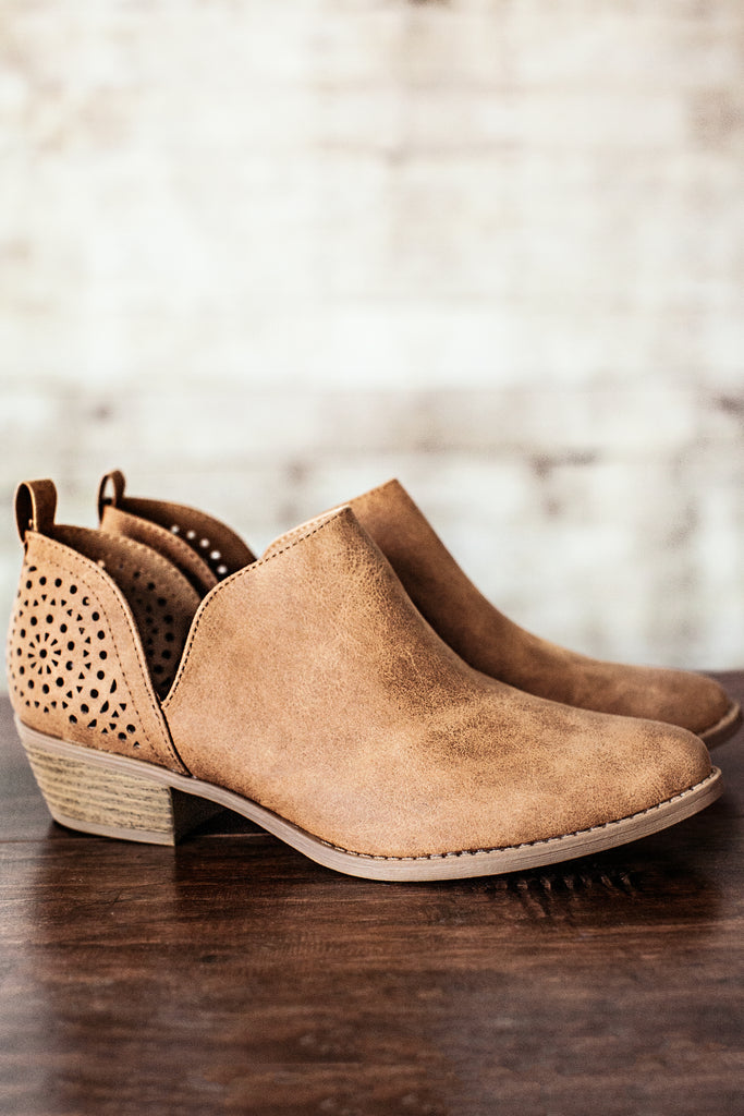 Rita Ankle Boots-Camel
