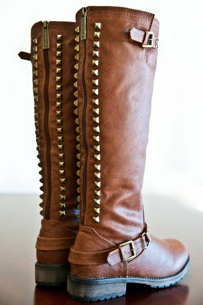 Dirt Road Studded Boots