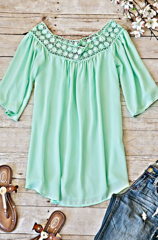 Joelle Mint Top