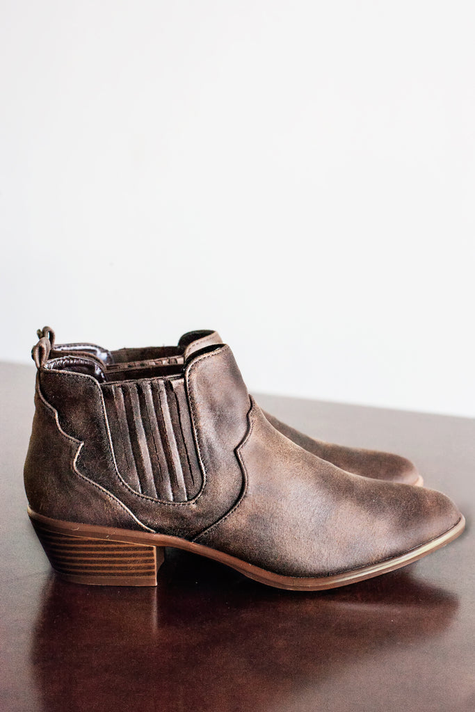 Riverside Ankle Boots-Brown