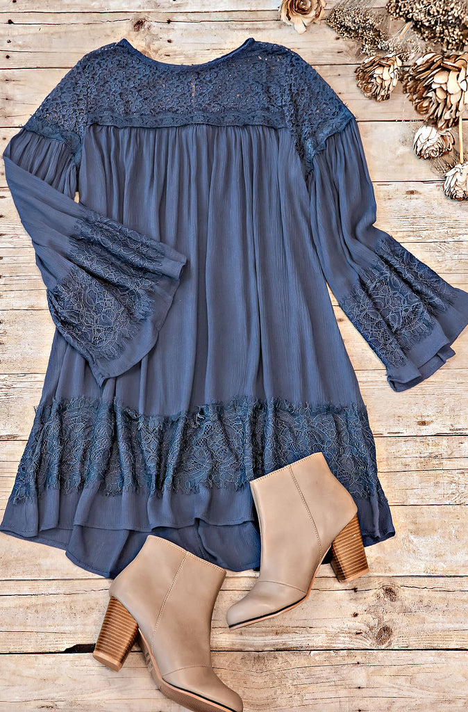 Bell Sleeve Lace Details Dress