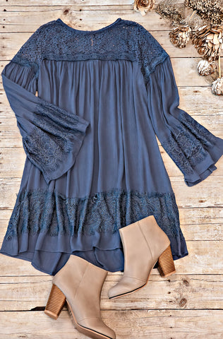 Bell Sleeve Lace Details Dress
