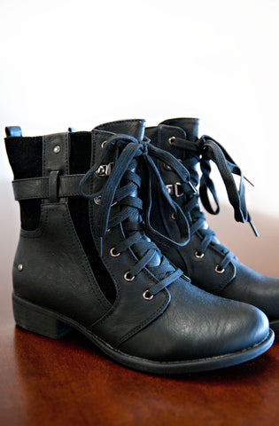 Meet Me Halfway Booties-Black