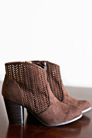 Busbee Lane Boots- Brown
