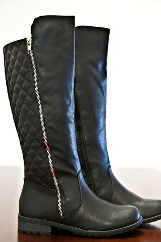 City Sidewalk Quilted Boots-Black
