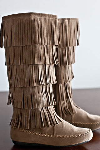 Conquest Fringe Boots-Taupe