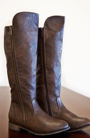 Cozy Cabin Boots-Brown