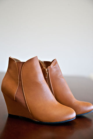 Dash Of Darling Booties-Chestnut