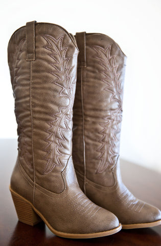 Desert Cowgirl Boots