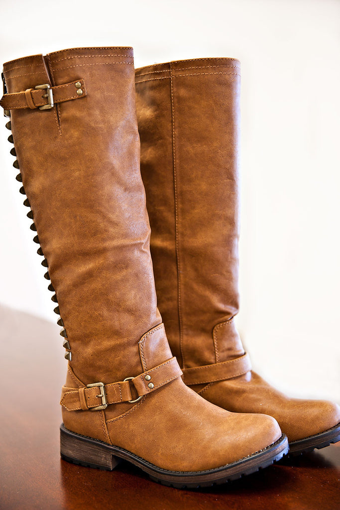 Dirt Road Studded Boots- Tan