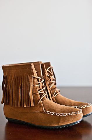 Mountain Cabin Moccasins