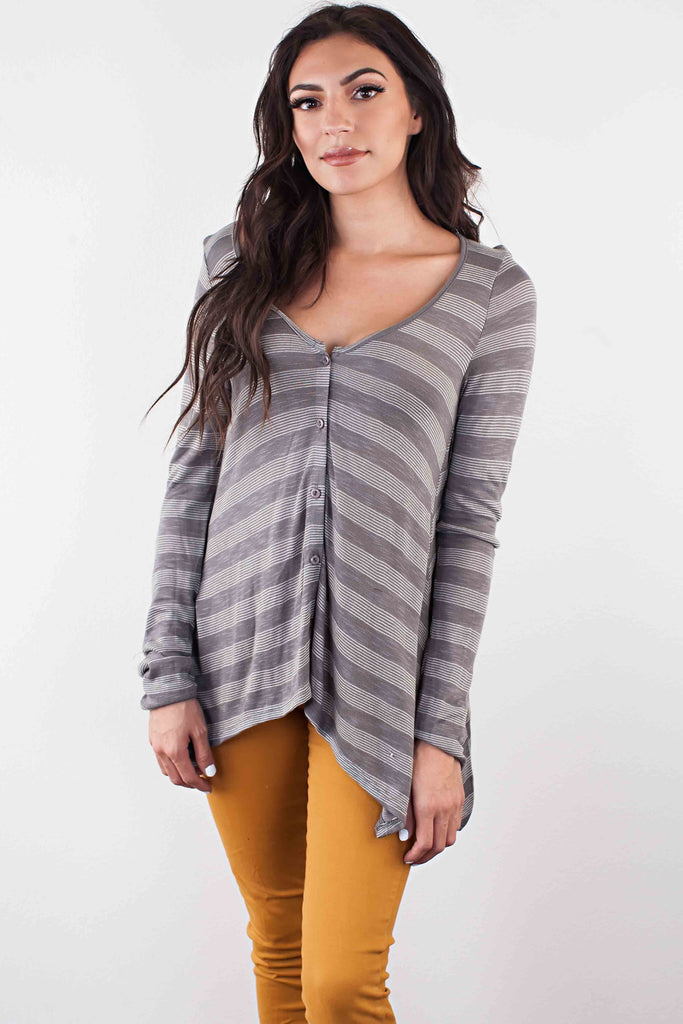 Nadia Top-Light Grey