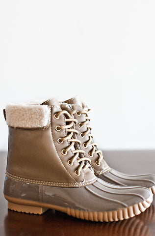Grove Canyon Boots-Taupe