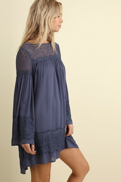 Bell Sleeve Lace Details Dress