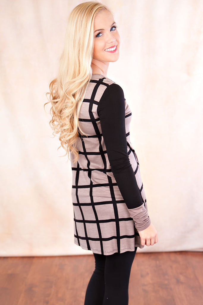 Lauren Taupe And Black Dress