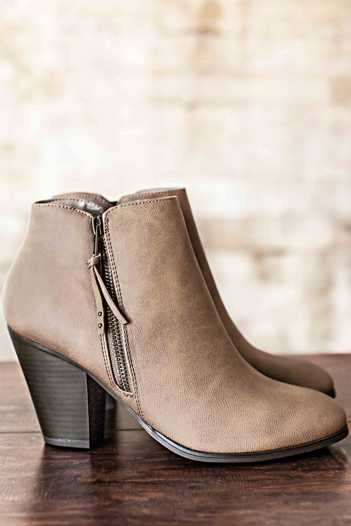 Buena Vista Ankle Boots