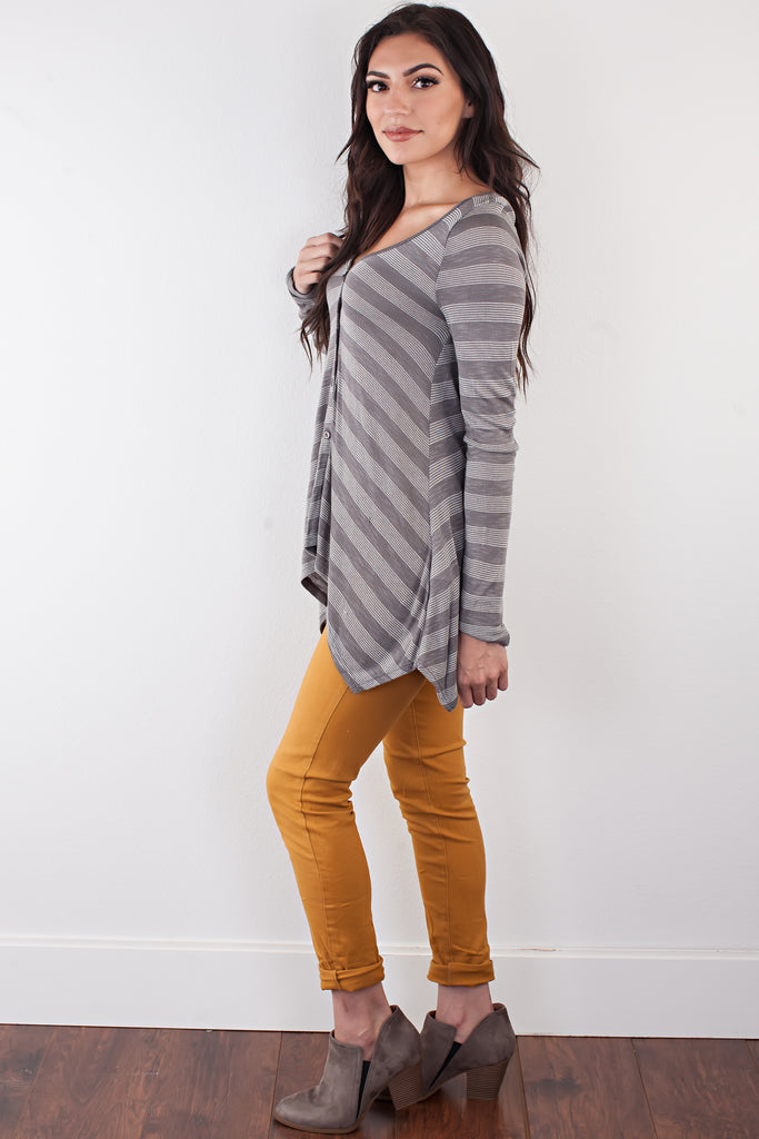 Nadia Top-Light Grey