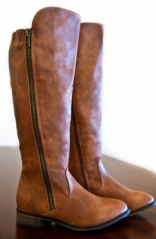 Cozy Cabin Boots-Tan