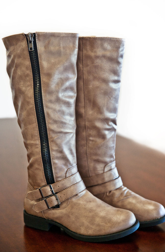 Kick'em With Style Boots