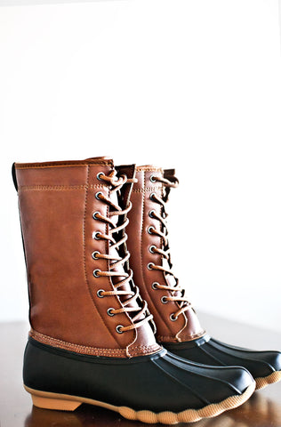 Mystic Trails Boots-Cognac/Black
