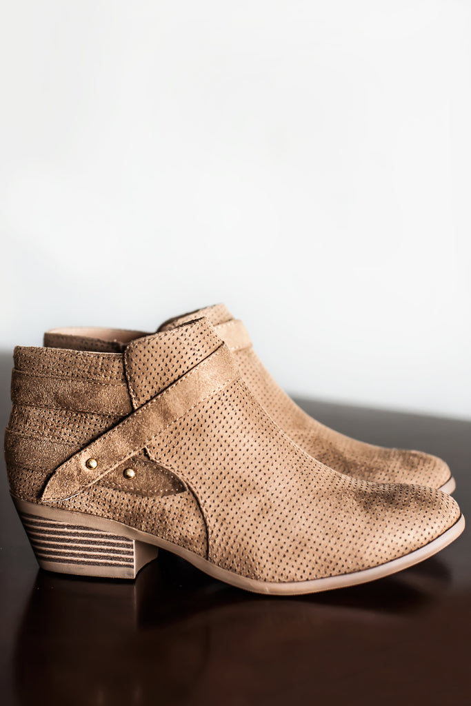 Wren Ankle Boots-Tan