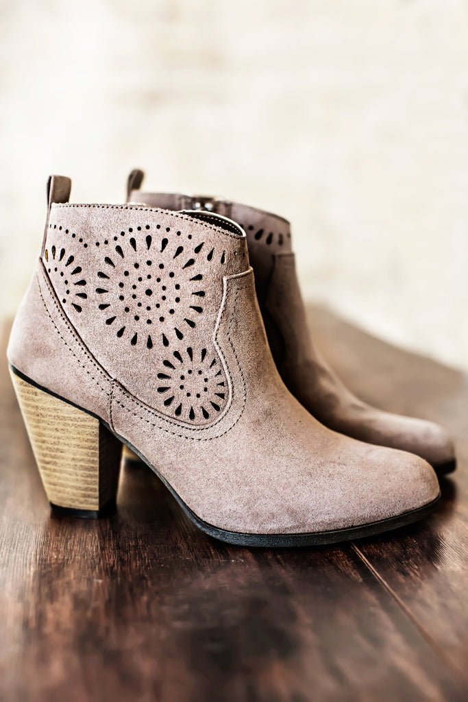 Overland Ankle Boots