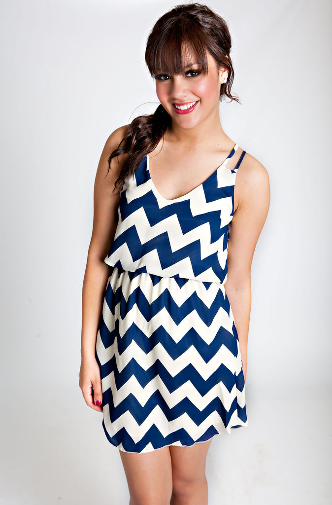 Time For A Picnic Chevron Dress In Navy