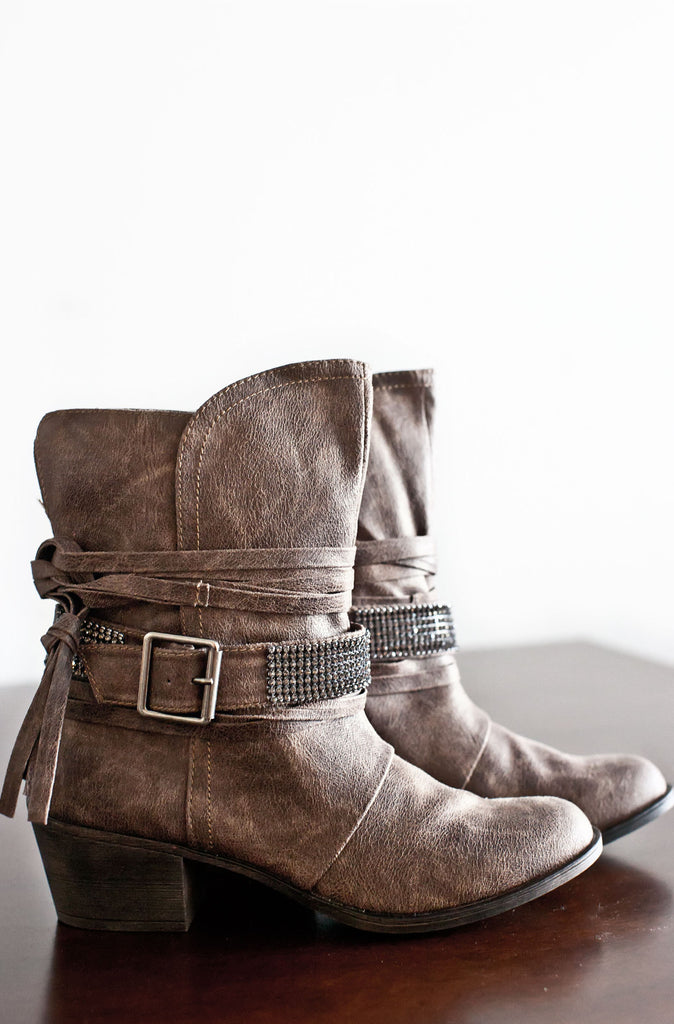 Onset Distressed Boots-Taupe