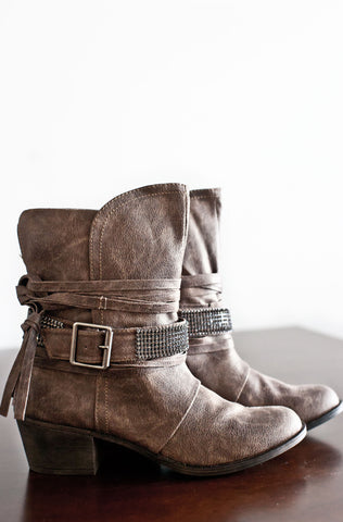 Onset Distressed Boots-Taupe