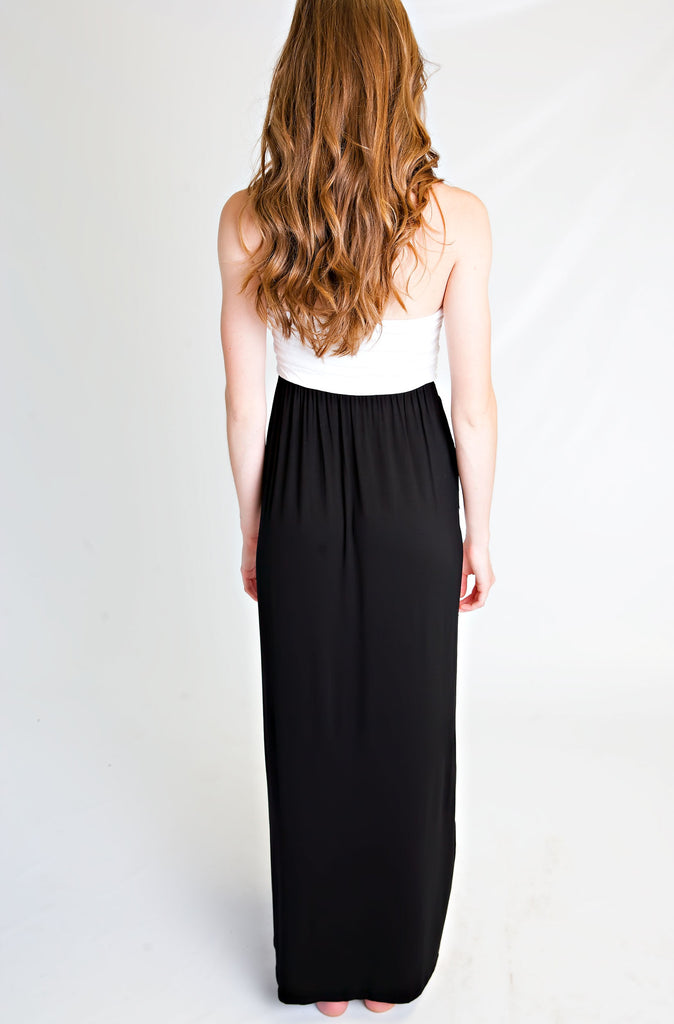 Out By The Sea Maxi Dress Black And White