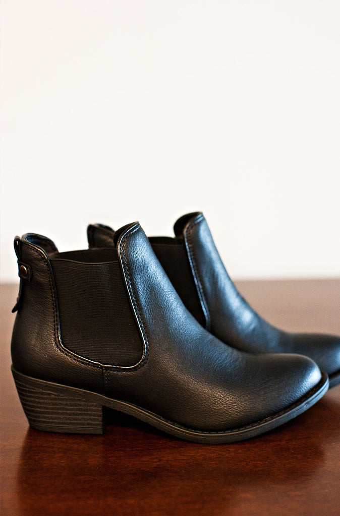 Preference Boots-Black