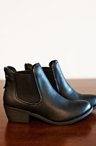 Preference Boots-Black