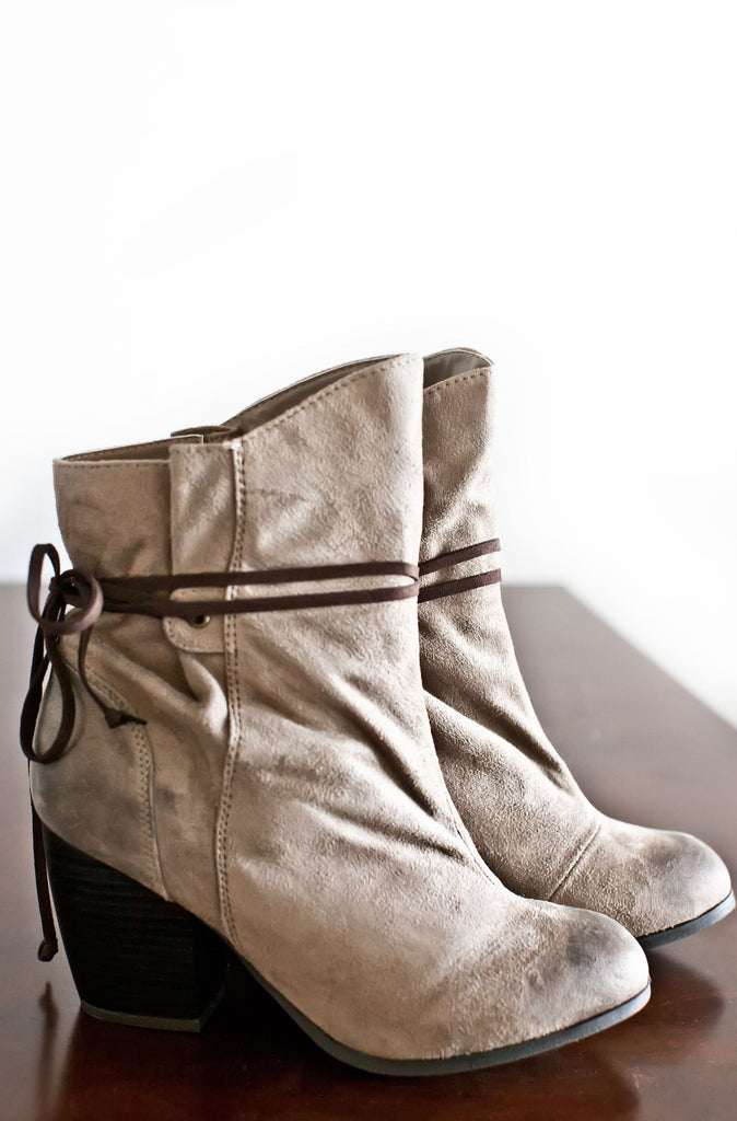 Wonderground Boots-Taupe