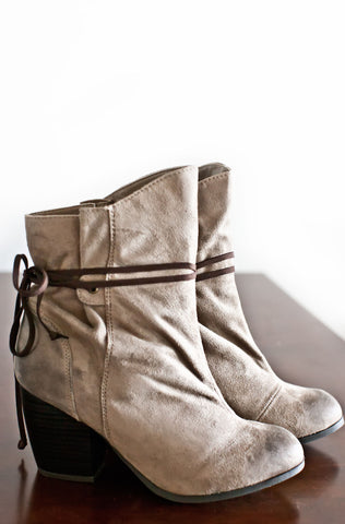 Wonderground Boots-Taupe