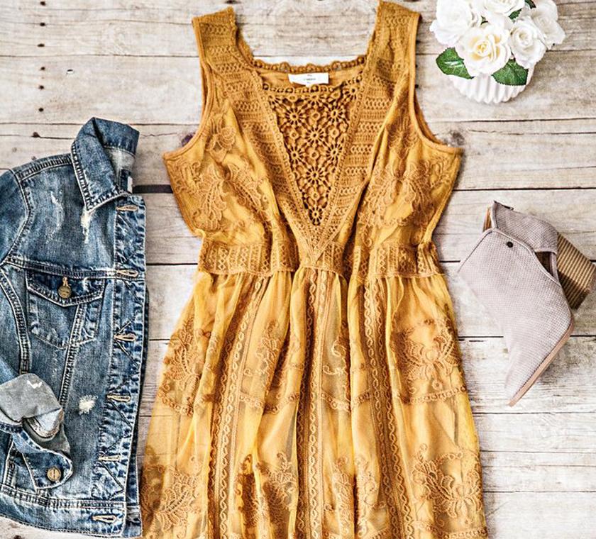 DRESSES